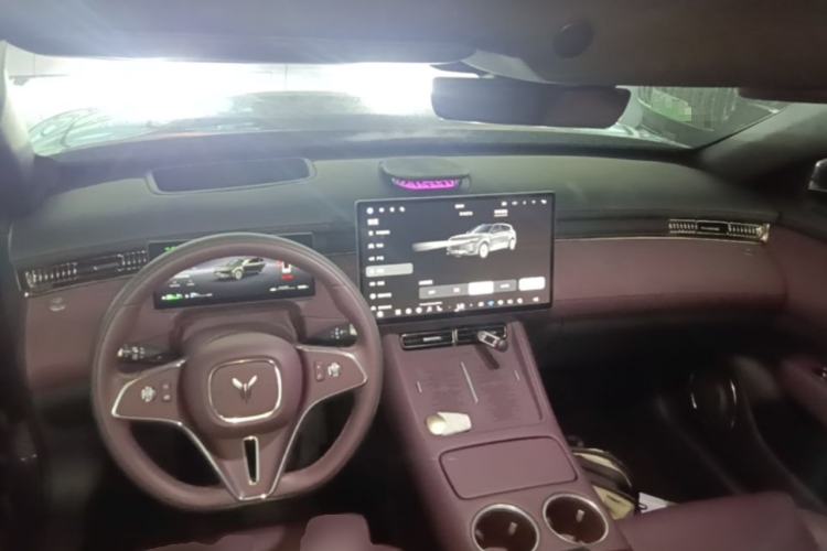 Used VOYAH FREE 2025 Model FREE+ Rear-Drive Qiankun Edition Center Console