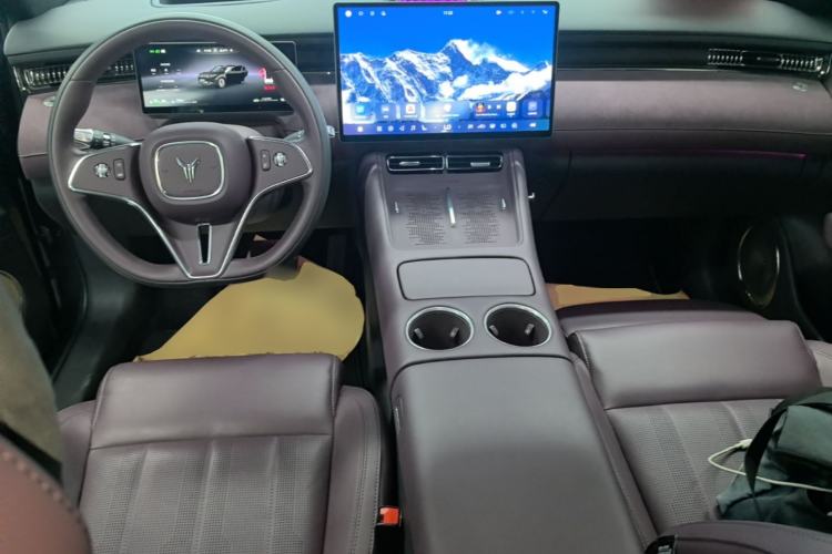 Used VOYAH FREE 2025 Model FREE+ Rear-Drive Qiankun Edition Center Console