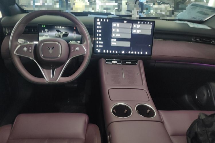 Used VOYAH FREE 2025 Model FREE+ Four-Wheel-Drive Qiankun Edition Center Console