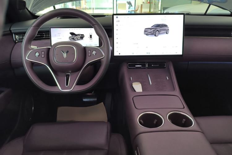 Used VOYAH FREE 2025 Model FREE+ Four-Wheel-Drive Qiankun Edition Center Console