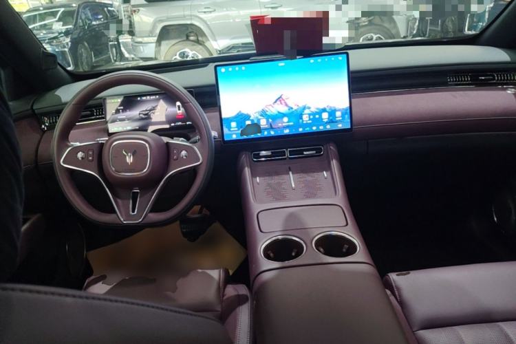 Used VOYAH FREE 2025 Model FREE+ Four-Wheel-Drive Qiankun Edition Center Console