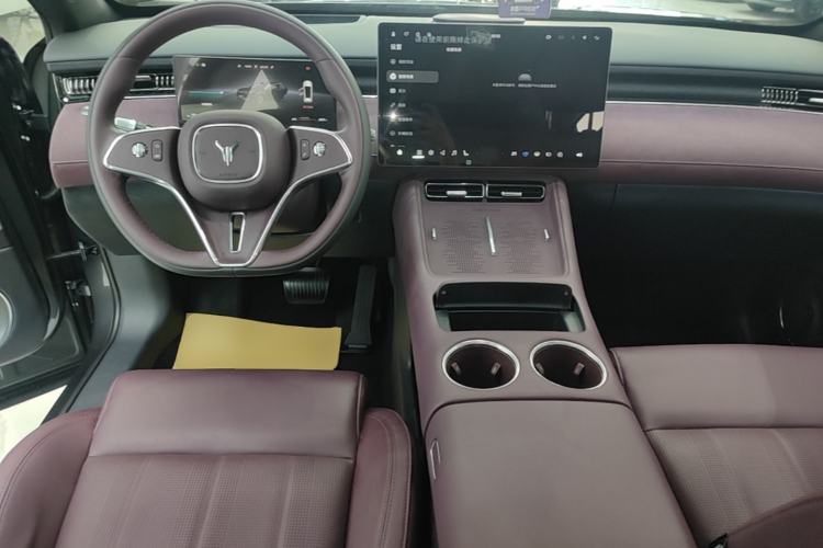 Used VOYAH FREE 2025 Model FREE+ Rear-Drive Qiankun Edition Center Console