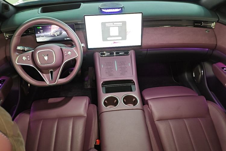 Used VOYAH FREE 2025 Model FREE+ Rear-Drive Qiankun Edition Center Console