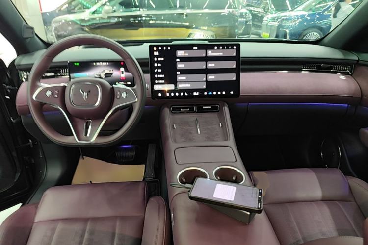 Used VOYAH FREE 2025 Model FREE+ Four-Wheel-Drive Qiankun Edition Center Console