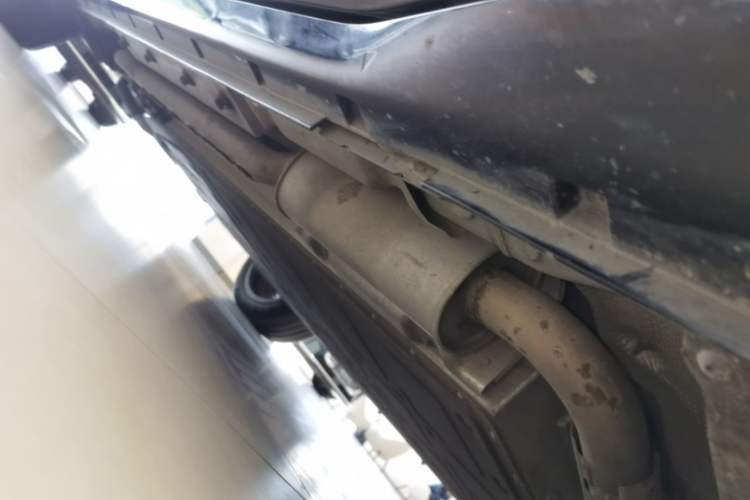 Used VOYAH FREE 2025 Model FREE+ Four-Wheel-Drive Qiankun Edition Chassis Front Right