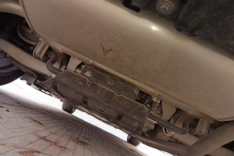 Used VOYAH FREE 2025 Model FREE+ Four-Wheel-Drive Qiankun Edition Chassis Rear
