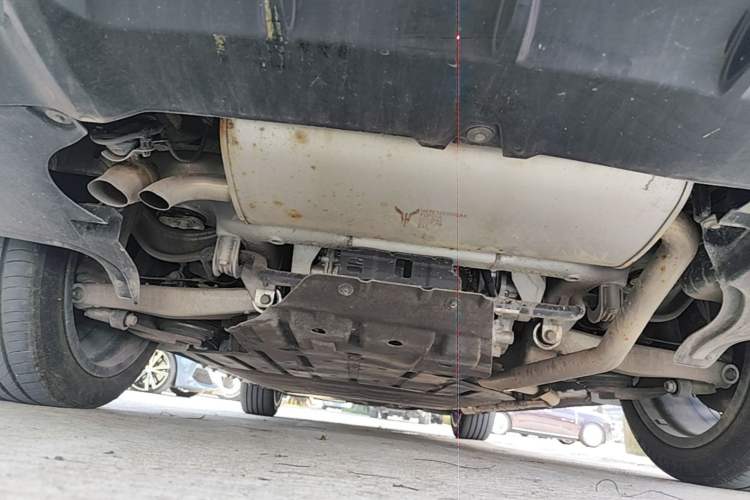 Used VOYAH FREE 2025 Model FREE+ Four-Wheel-Drive Qiankun Edition Chassis Rear