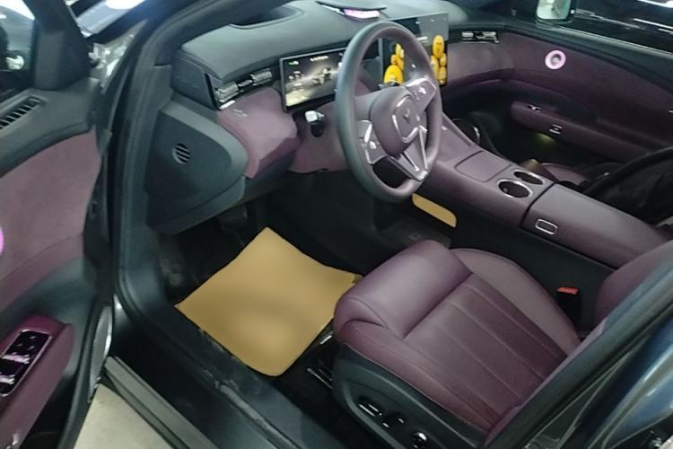 Used VOYAH FREE 2025 Model FREE+ Four-Wheel-Drive Qiankun Edition Driver Seat