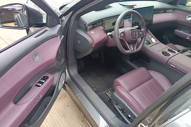 Used VOYAH FREE 2025 Model FREE+ Four-Wheel-Drive Qiankun Edition Driver Seat