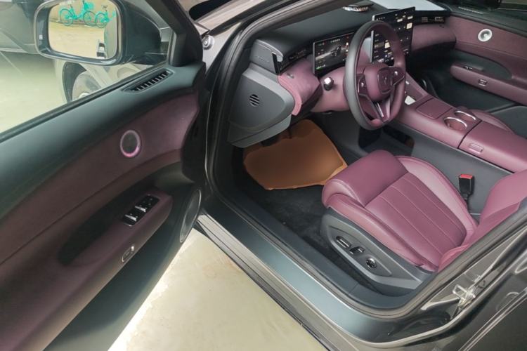 Used VOYAH FREE 2025 Model FREE+ Rear-Drive Qiankun Edition Driver Seat