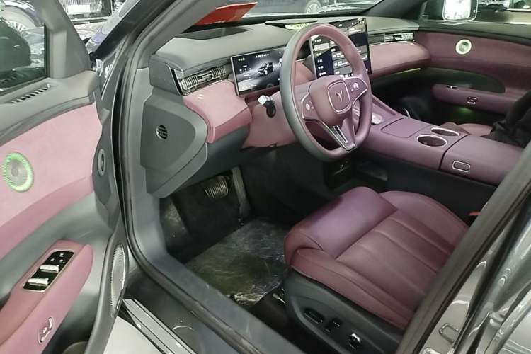 Used VOYAH FREE 2025 Model FREE+ Four-Wheel-Drive Qiankun Edition Driver Seat