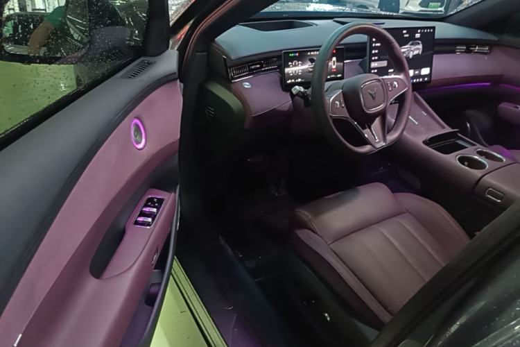 Used VOYAH FREE 2025 Model FREE+ Rear-Drive Qiankun Edition Driver Seat