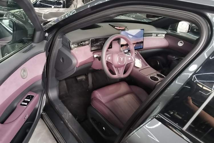 Used VOYAH FREE 2025 Model FREE+ Rear-Drive Qiankun Edition Driver Seat