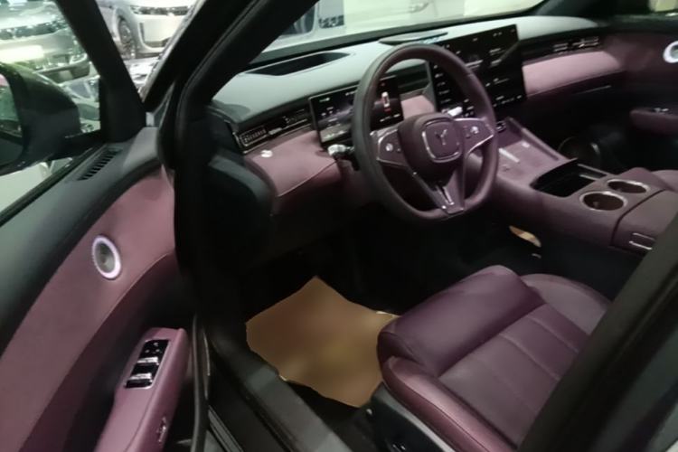 Used VOYAH FREE 2025 Model FREE+ Four-Wheel-Drive Qiankun Edition Driver Seat