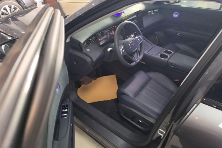 Used VOYAH FREE 2025 Model FREE+ Four-Wheel-Drive Qiankun Edition Driver Seat