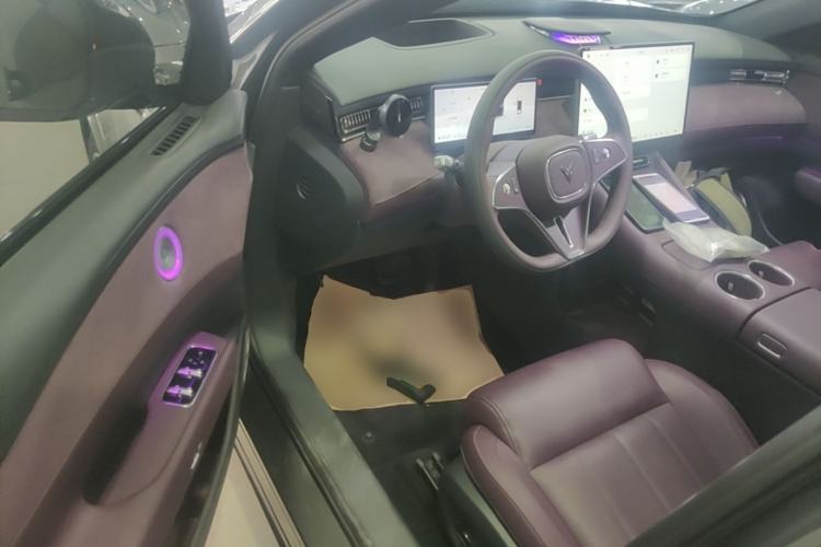 Used VOYAH FREE 2025 Model FREE+ Rear-Drive Qiankun Edition Driver Seat