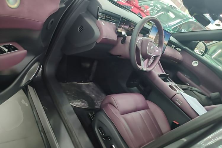 Used VOYAH FREE 2025 Model FREE+ Four-Wheel-Drive Qiankun Edition Driver Seat