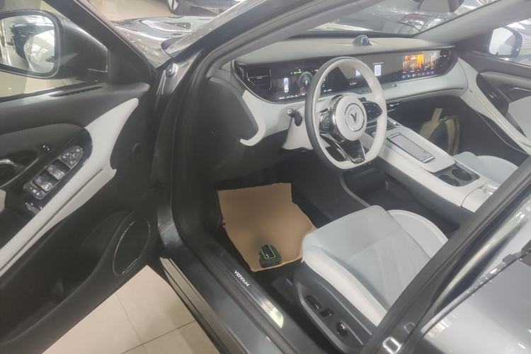 Used VOYAH FREE 2025 318 318 km Rear-Drive Touring Edition Driver Seat