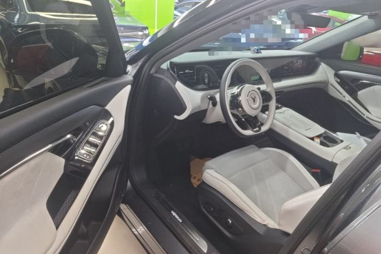 Used VOYAH FREE 2025 318 259 km All-Wheel-Drive Exploration Edition Driver Seat