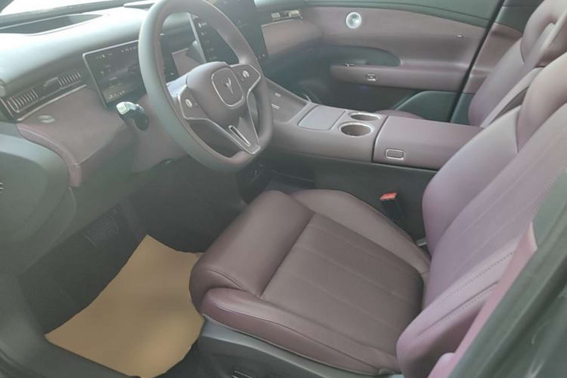 Used VOYAH FREE 2025 Model FREE+ Four-Wheel-Drive Qiankun Edition Driver Seat