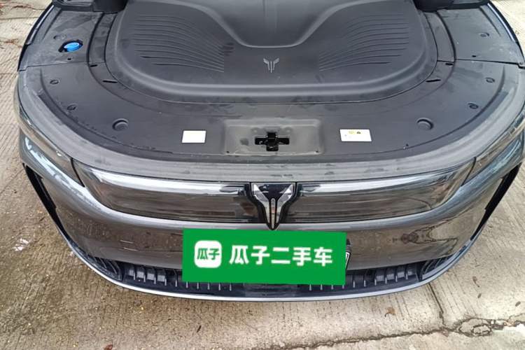 Used VOYAH FREE 2025 Model FREE+ Four-Wheel-Drive Qiankun Edition Engine Bay