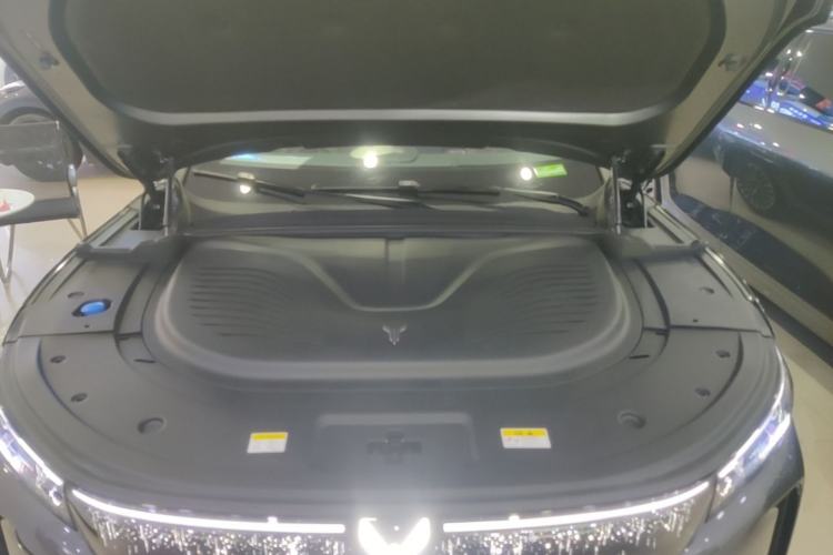 Used VOYAH FREE 2025 Model FREE+ Rear-Drive Qiankun Edition Engine Bay