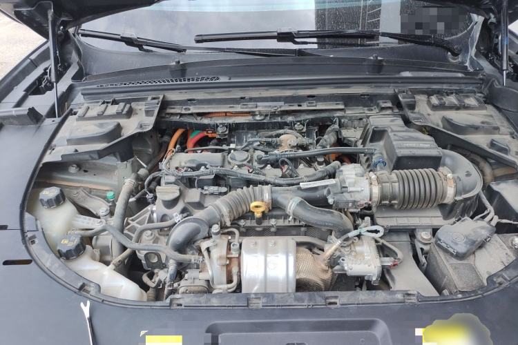 Used VOYAH FREE 2025 318 259 km All-Wheel-Drive Exploration Edition Engine Bay