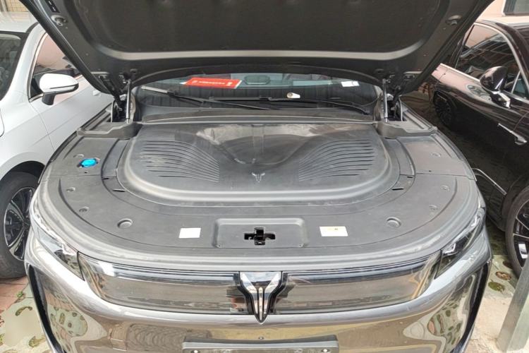 Used VOYAH FREE 2025 Model FREE+ Rear-Drive Qiankun Edition Engine Bay