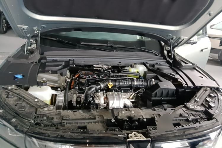 Used VOYAH FREE 2025 Model FREE+ Rear-Drive Qiankun Edition Engine Bay