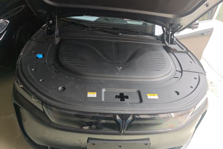 Used VOYAH FREE 2025 Model FREE+ Rear-Drive Qiankun Edition Engine Bay