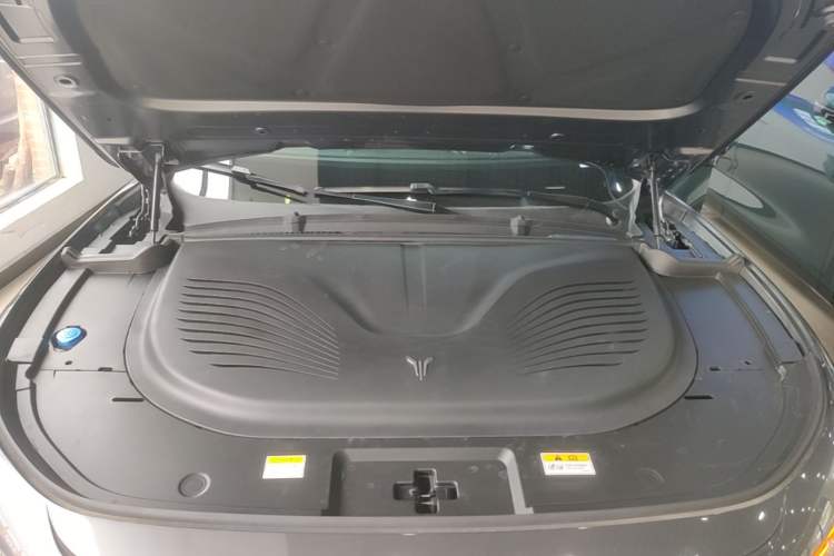 Used VOYAH FREE 2025 318 318 km Rear-Drive Touring Edition Engine Bay