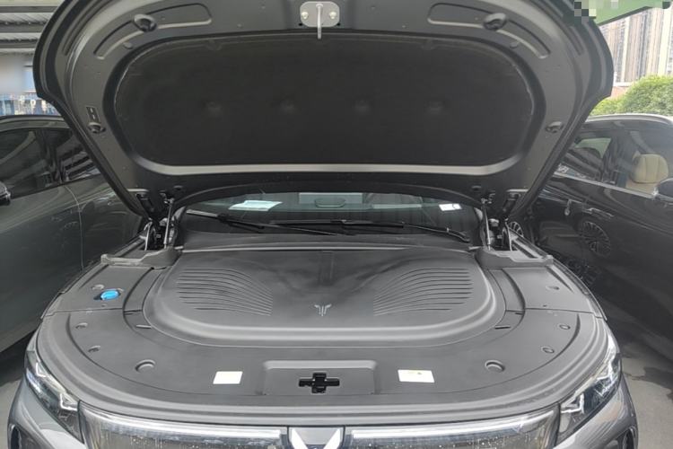 Used VOYAH FREE 2025 Model FREE+ Rear-Drive Qiankun Edition Engine Bay
