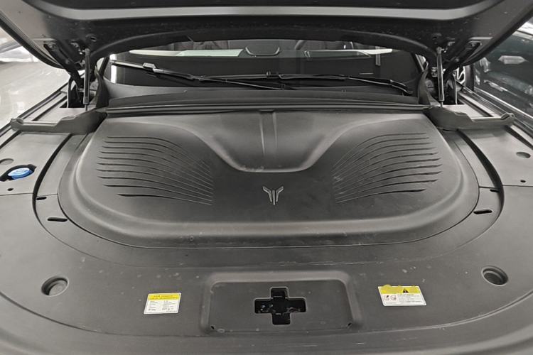 Used VOYAH FREE 2025 Model FREE+ Rear-Drive Qiankun Edition Engine Bay
