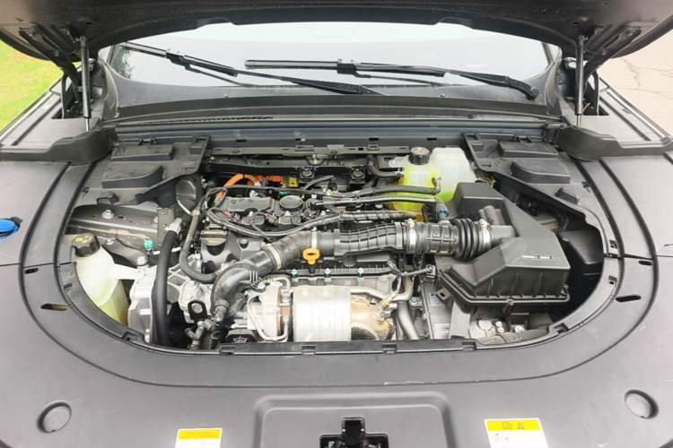 Used VOYAH FREE 2025 Model FREE+ Rear-Drive Qiankun Edition Engine Bay