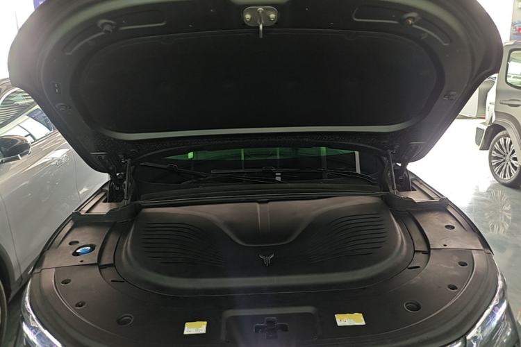 Used VOYAH FREE 2025 Model FREE+ Rear-Drive Qiankun Edition Engine Bay