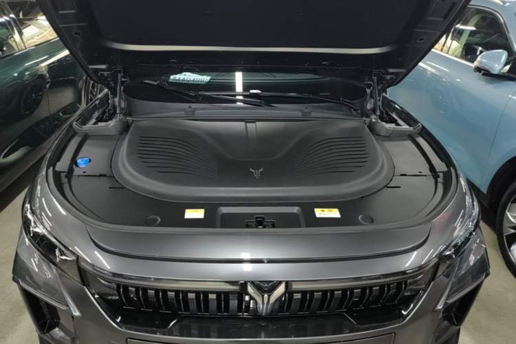 Used VOYAH FREE 2025 318 318 km Rear-Drive Touring Edition Engine Bay