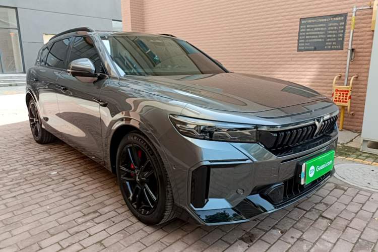 Used VOYAH FREE 2025 318 259 km All-Wheel-Drive Exploration Edition Exterior 1