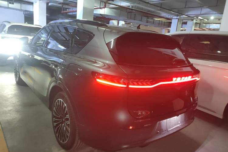 Used VOYAH FREE 2025 Model FREE+ Rear-Drive Qiankun Edition Exterior 2