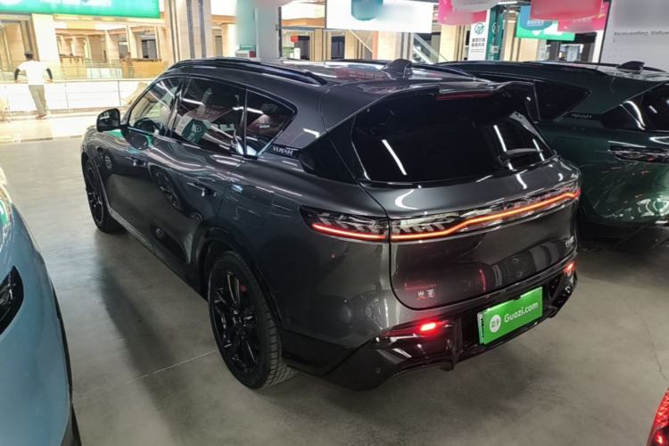 Used VOYAH FREE 2025 318 318 km Rear-Drive Touring Edition Exterior 2