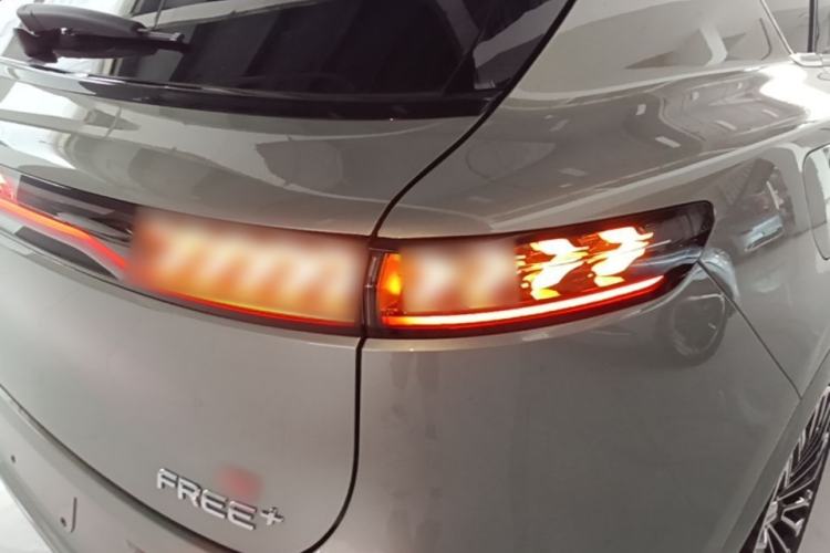Used VOYAH FREE 2025 Model FREE+ Rear-Drive Qiankun Edition Exterior 3