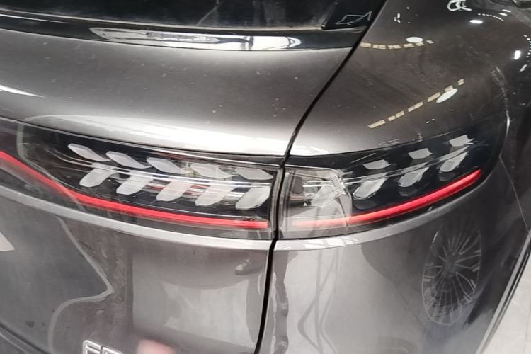 Used VOYAH FREE 2025 Model FREE+ Rear-Drive Qiankun Edition Exterior 3