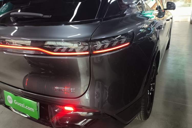 Used VOYAH FREE 2025 318 318 km Rear-Drive Touring Edition Exterior 3