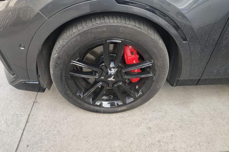 Used VOYAH FREE 2025 318 259 km All-Wheel-Drive Exploration Edition Exterior 4