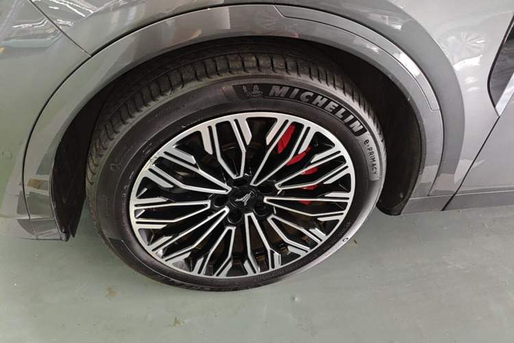 Used VOYAH FREE 2025 Model FREE+ Rear-Drive Qiankun Edition Exterior 4