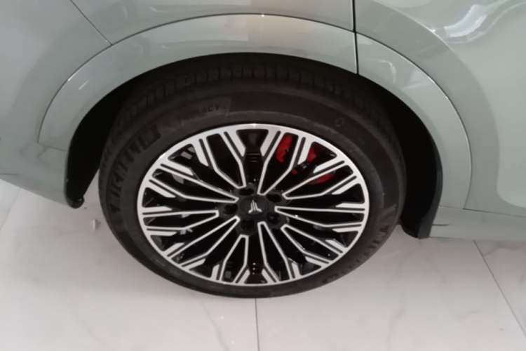 Used VOYAH FREE 2025 Model FREE+ Rear-Drive Qiankun Edition Exterior 5