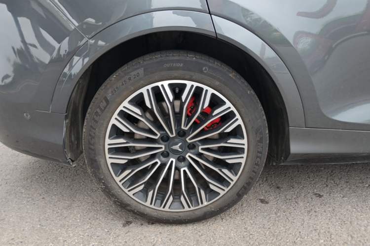 Used VOYAH FREE 2025 Model FREE+ Four-Wheel-Drive Qiankun Edition Exterior 5