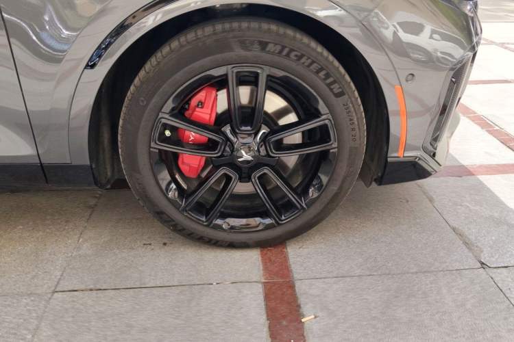 Used VOYAH FREE 2025 318 259 km All-Wheel-Drive Exploration Edition Exterior 7