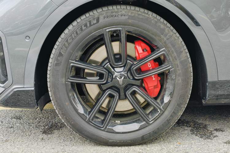 Used VOYAH FREE 2025 318 259 km All-Wheel-Drive Exploration Edition Exterior 8