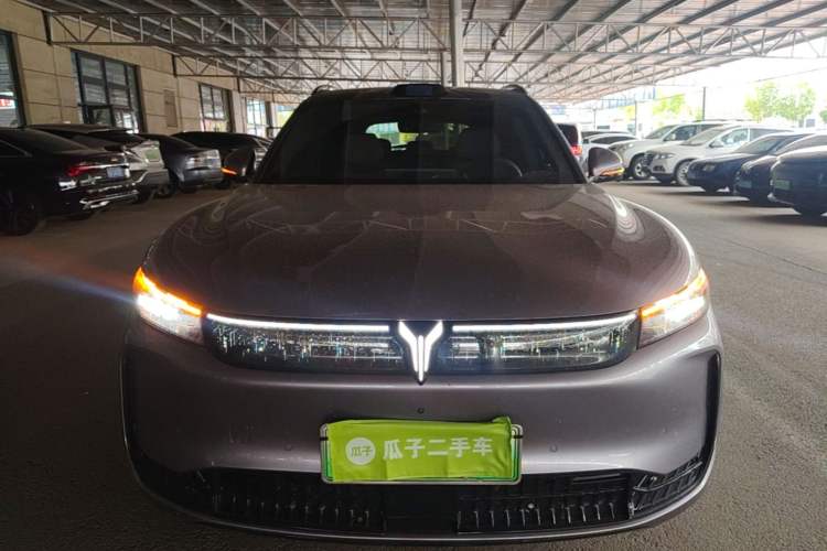 Used VOYAH FREE 2025 Model FREE+ Four-Wheel-Drive Qiankun Edition Front