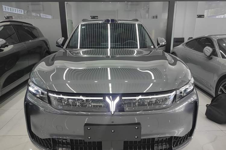 Used VOYAH FREE 2025 Model FREE+ Rear-Drive Qiankun Edition Front